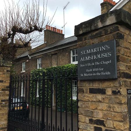 4 St Martins Almshouses Appartement Londen Buitenkant foto